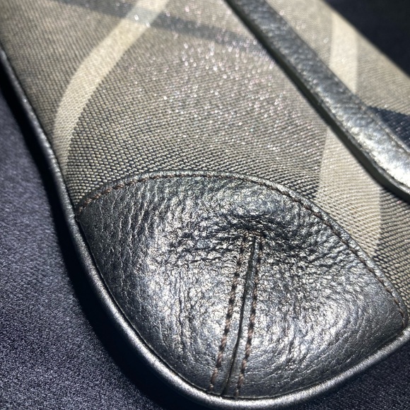 Burberry mini clutch bag - Picture 7 of 9